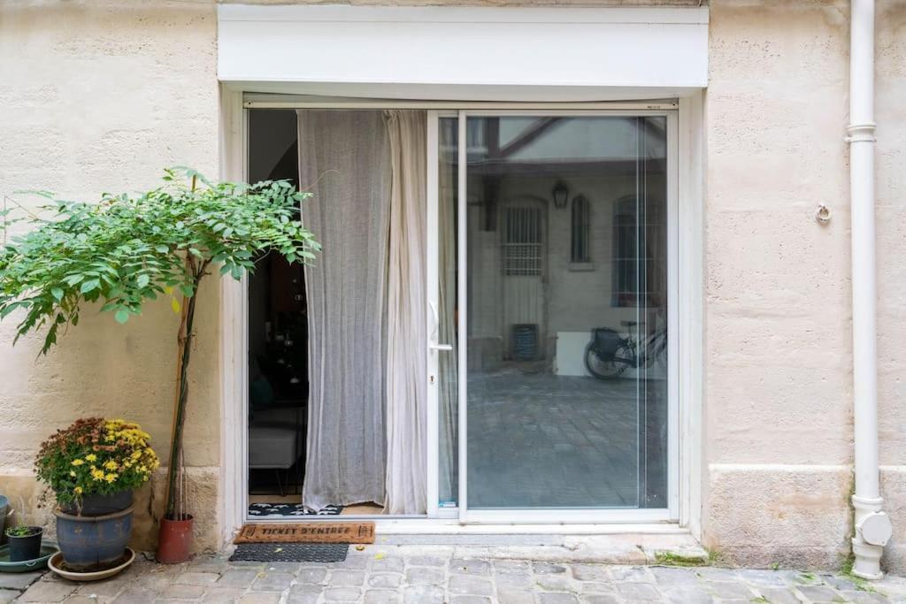 Grand Duplex Montmartre Apartment Paris Exterior photo